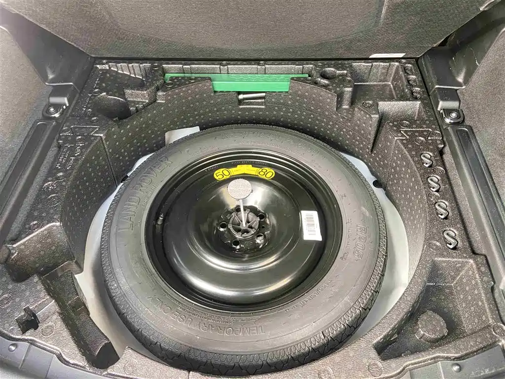 LAND ROVER DISCOVER SPORTS