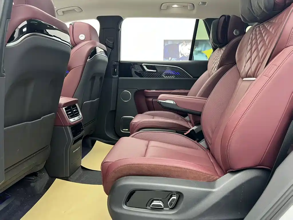 Hongqi Hongqi E-HS9 — миниатюра 15