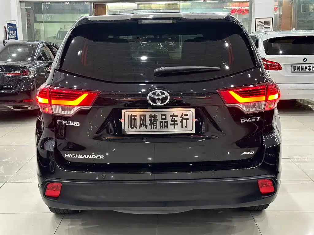 Toyota Highlander — миниатюра 4