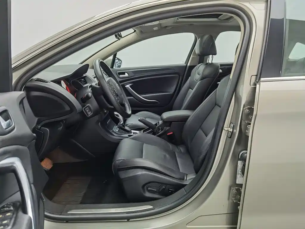 Citroen C5 — миниатюра 10