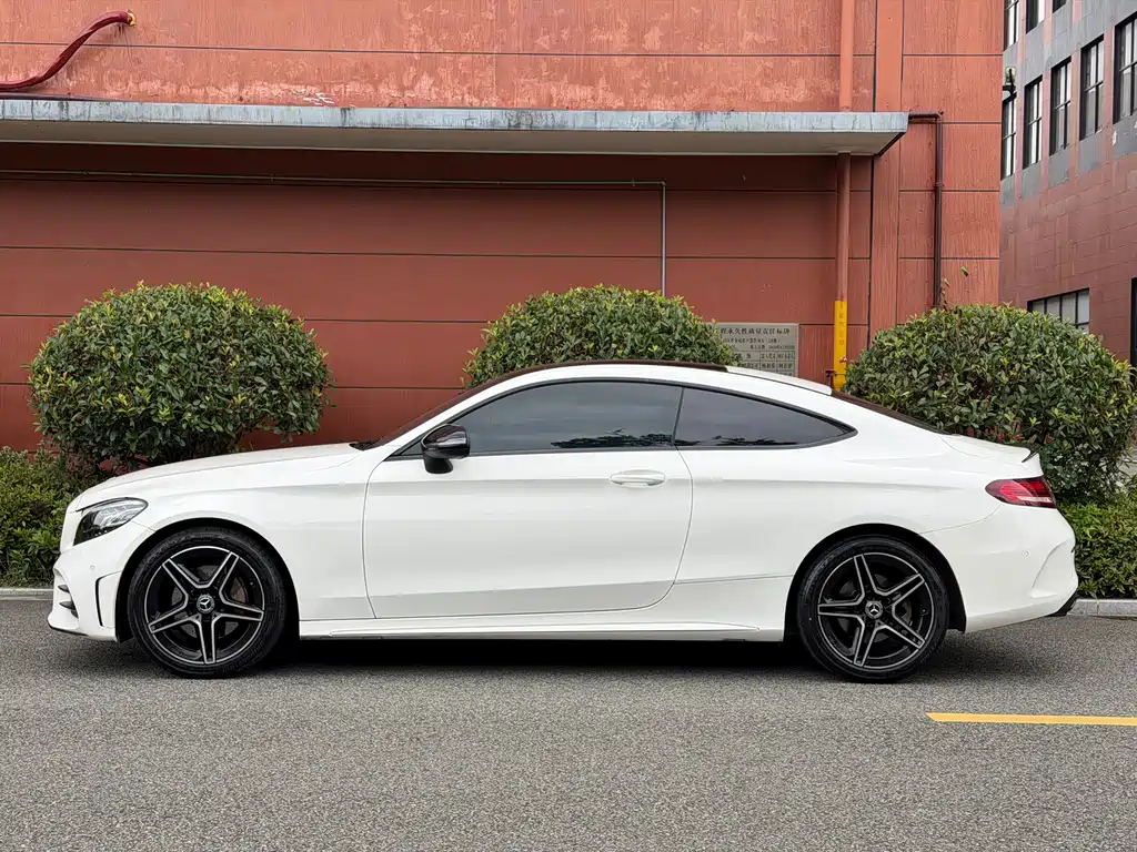 Mercedes-Benz C-Class (Import) — миниатюра 12