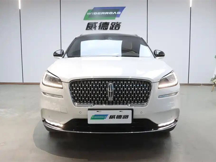Lincoln Corsair 2021 2.0T