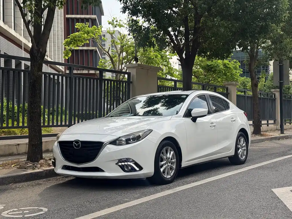 Mazda 3 Axela — миниатюра 2