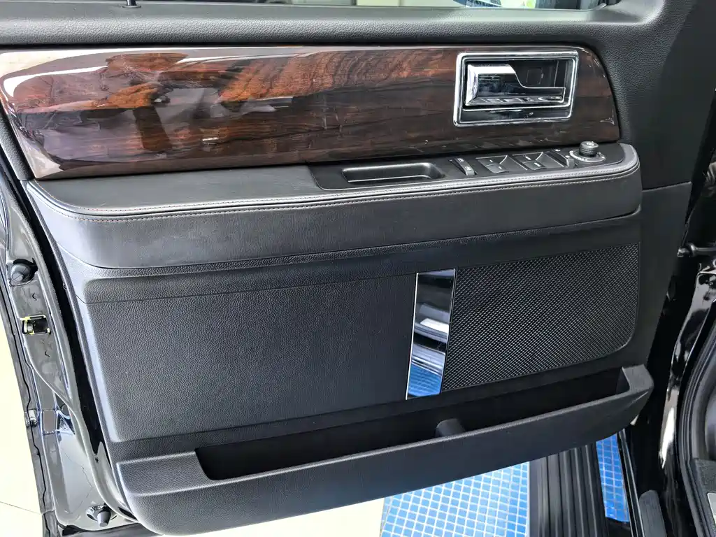 Lincoln Navigator 2016 3.5T AWD