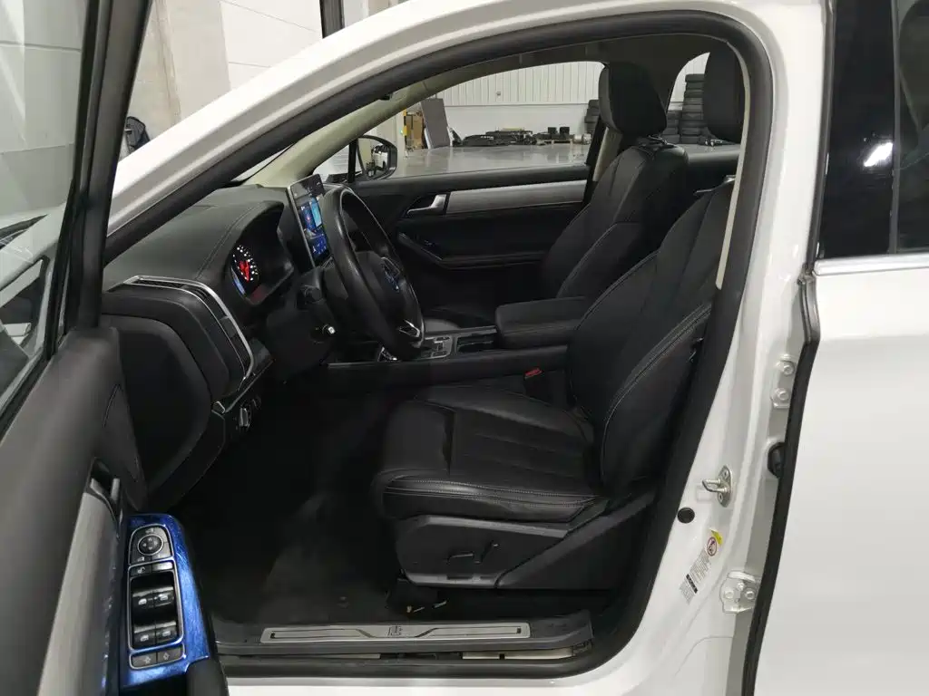 BYD Tang — миниатюра 10