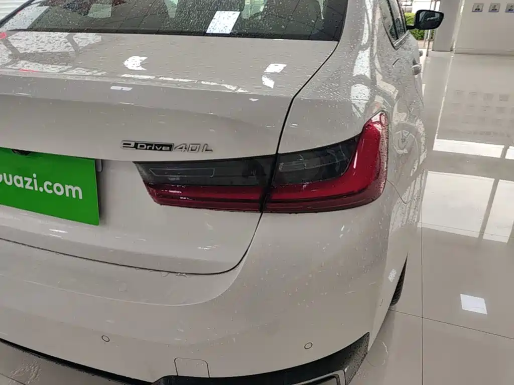 BMW i3 2025 eDrive 40 L