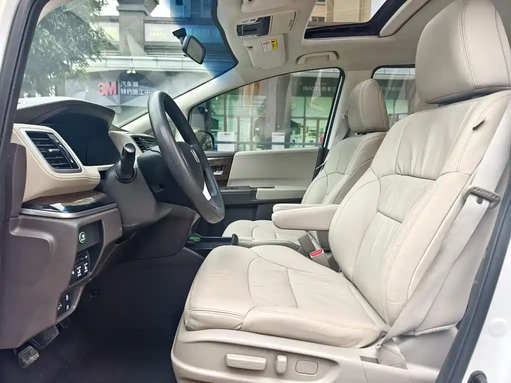 Honda Odyssey — миниатюра 7