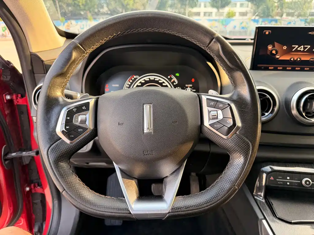 Wey Wey VV7 — миниатюра 8