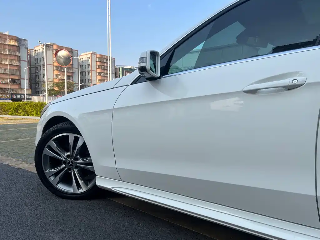 Mercedes-Benz E-Class E 2015 E 260 L Sport