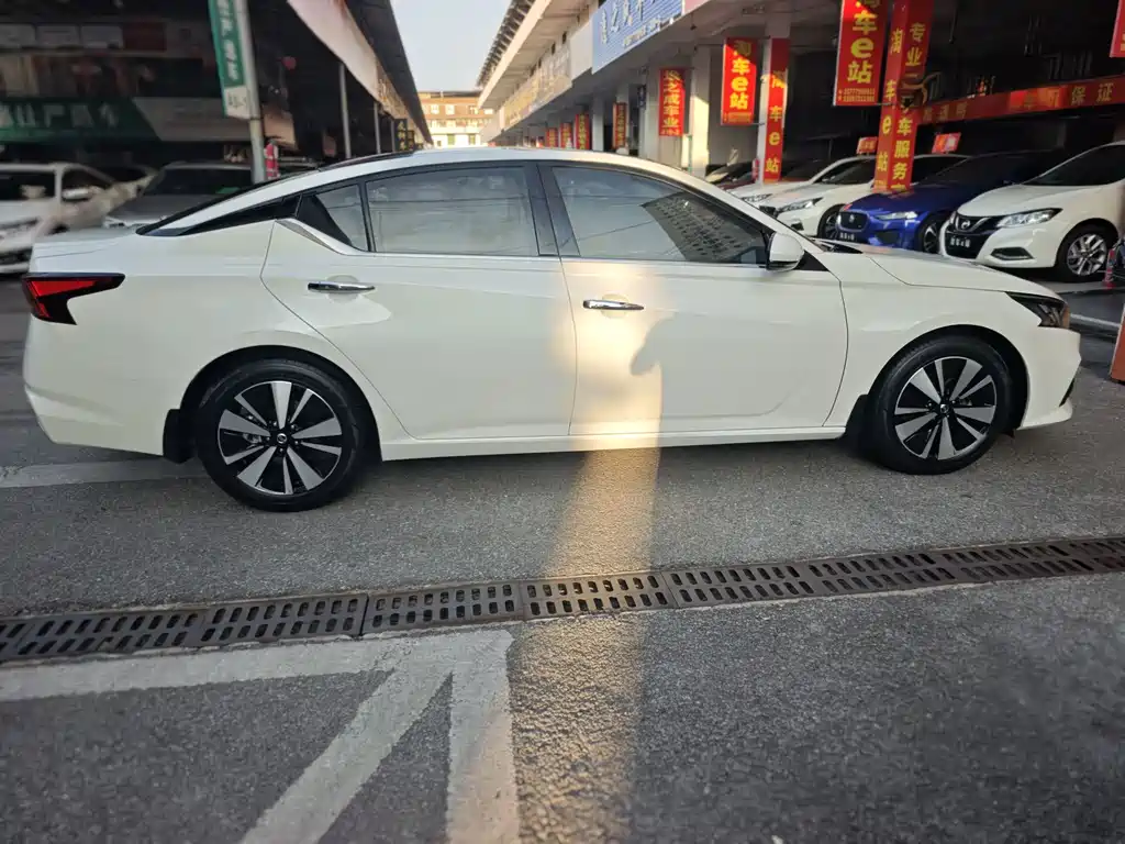 Nissan Teana — миниатюра 4