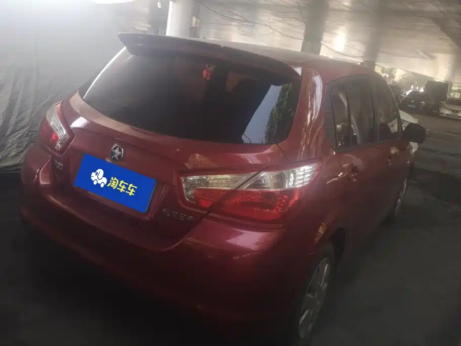 Venucia R50 — миниатюра 3