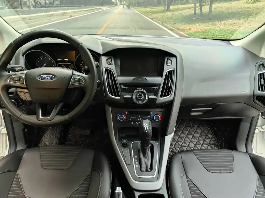 Ford Focus — миниатюра 2