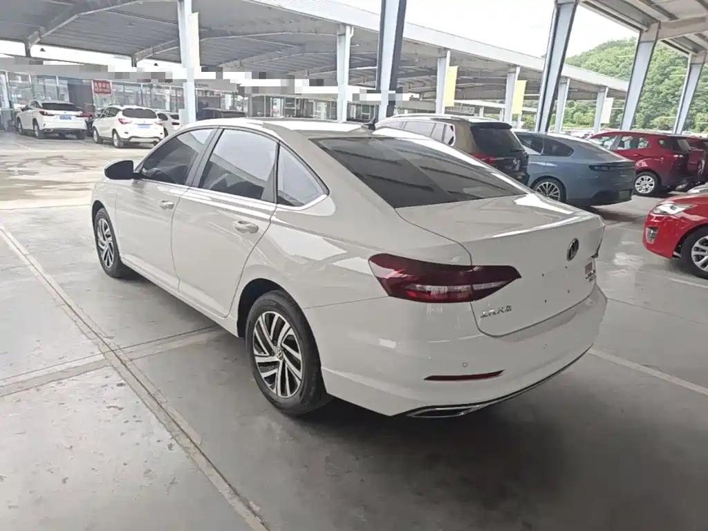 Volkswagen Lavida — миниатюра 5