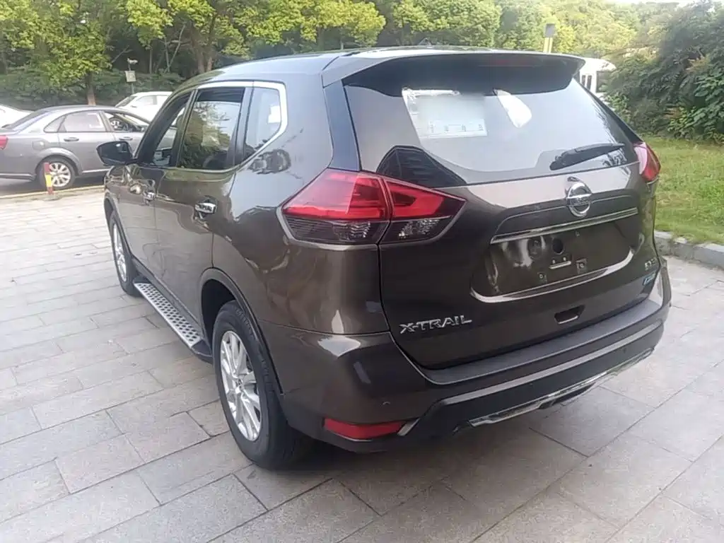 Nissan X-Trail — миниатюра 5