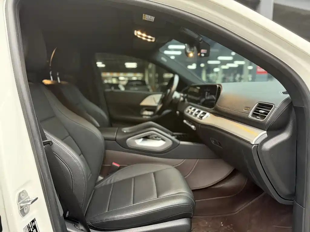 MERCEDES-BENZ GLE COUPE