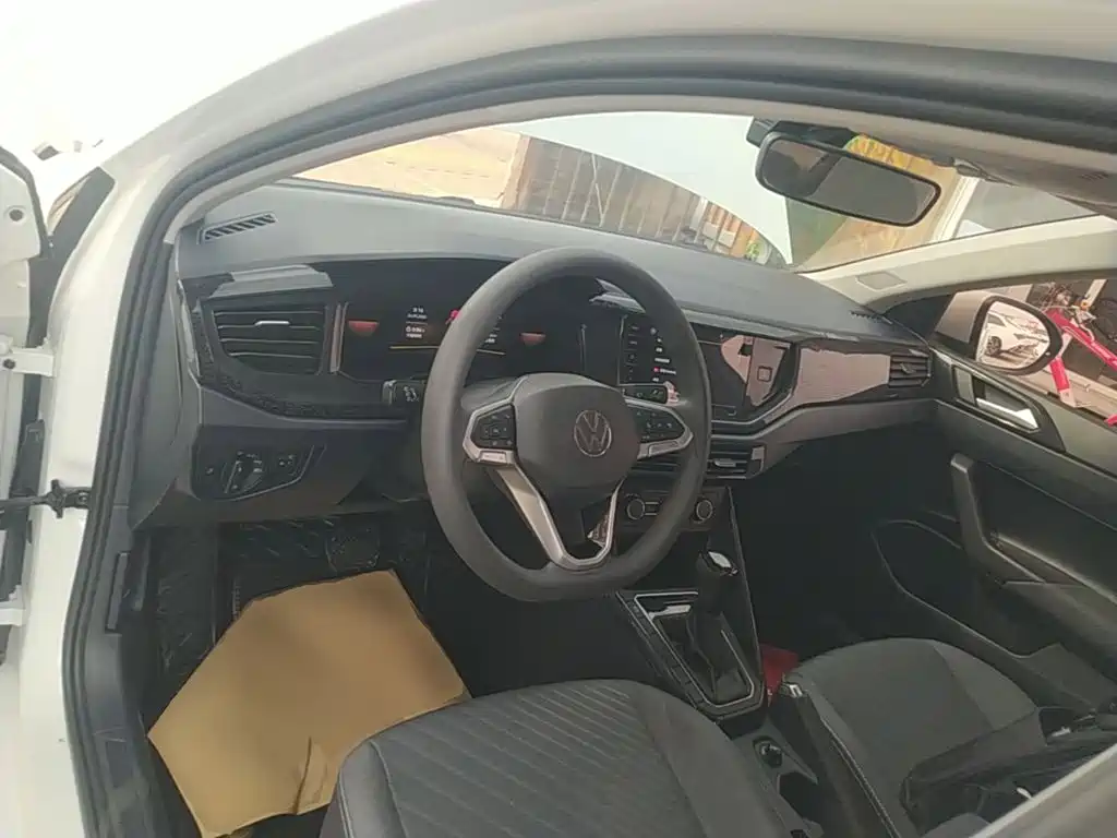Volkswagen Lavida — миниатюра 10
