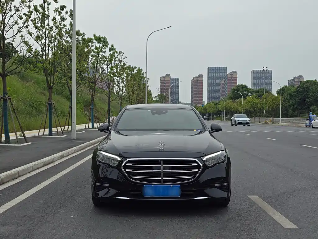 Mercedes-Benz E-Class E 2024 E 300 L Luxury