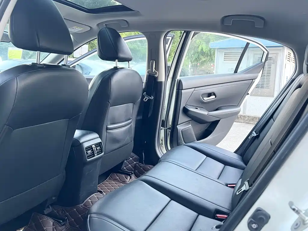 Nissan Sylphy — миниатюра 9
