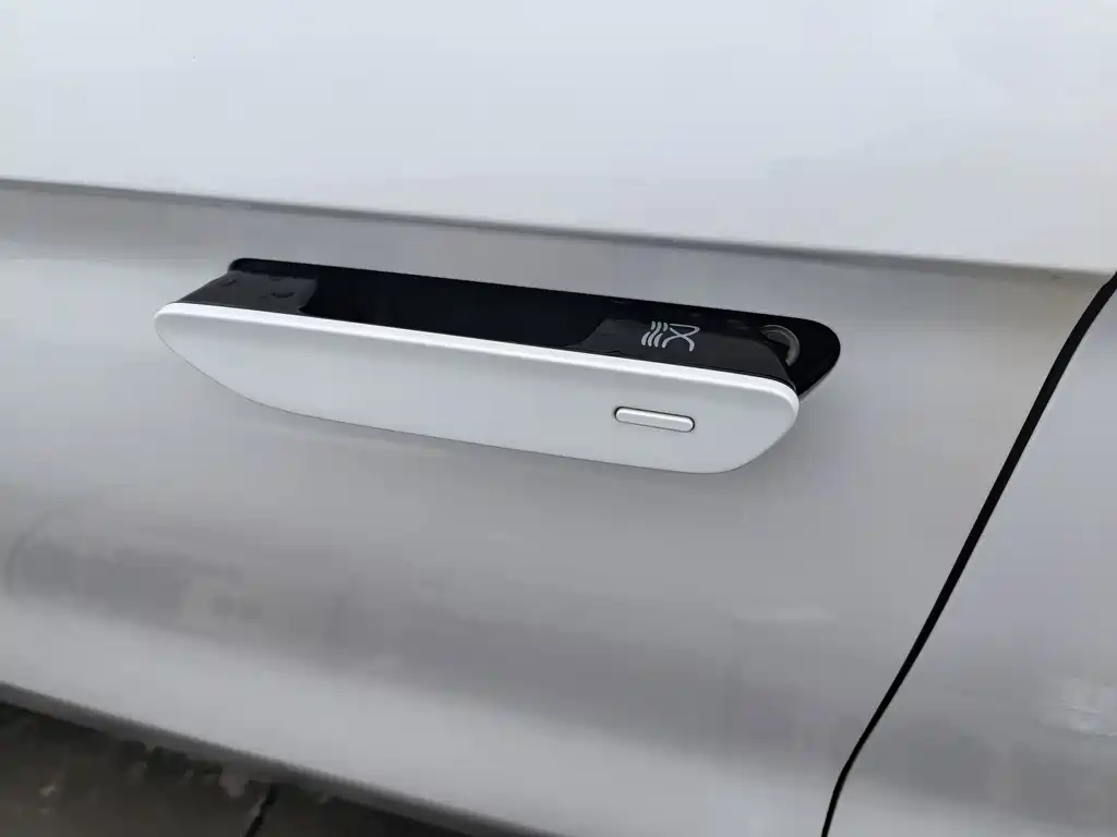 BYD Han — миниатюра 12