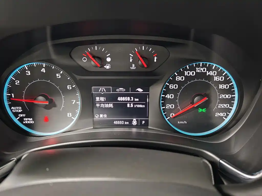 Chevrolet Equinox — миниатюра 14