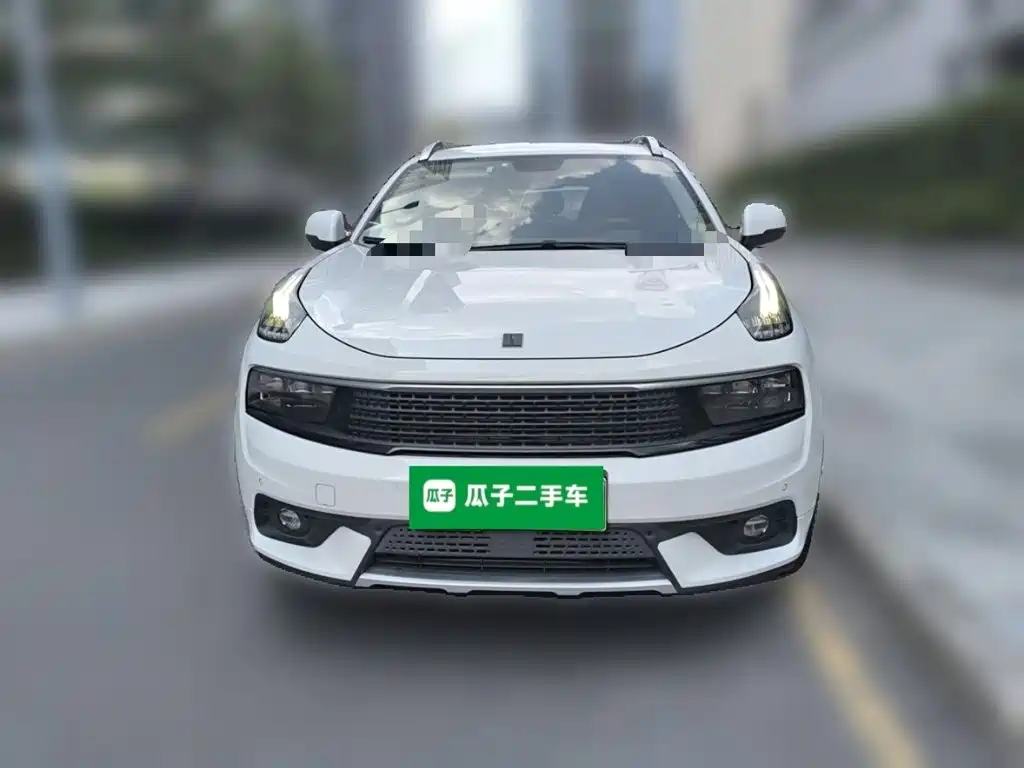 Lynk & Co 01 EM-P — миниатюра 2