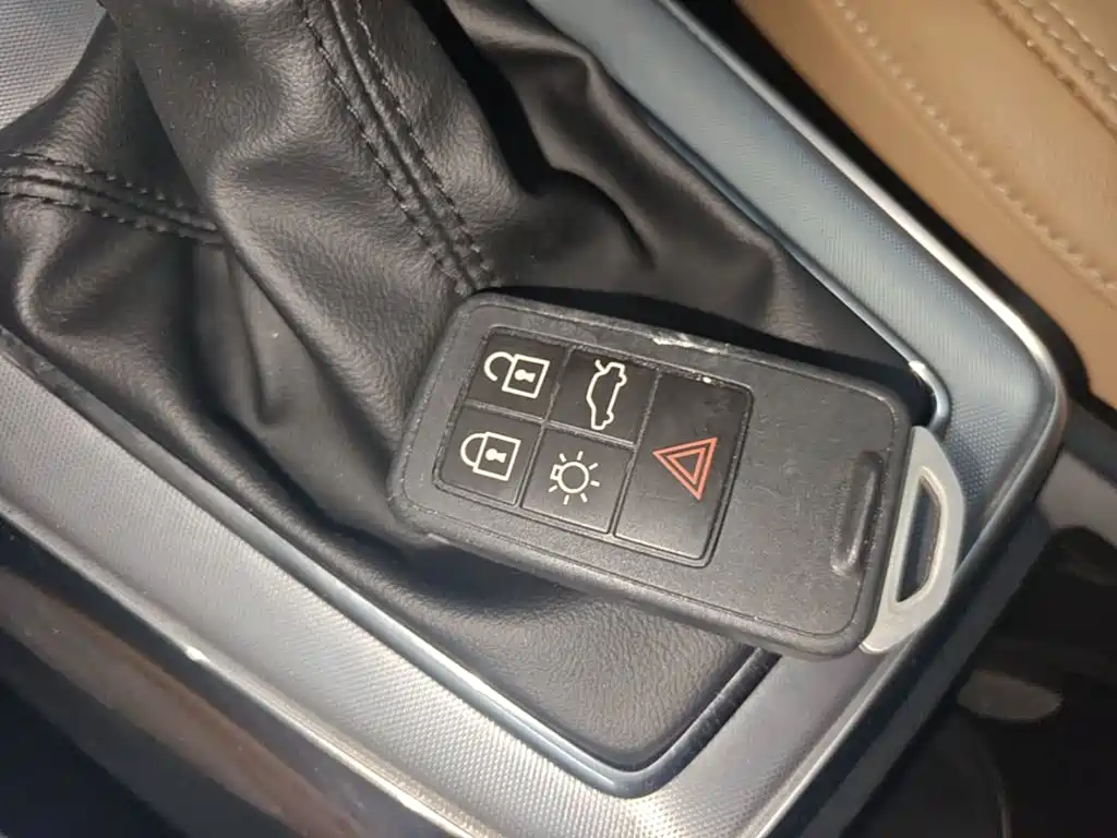 Volvo V40 — миниатюра 17