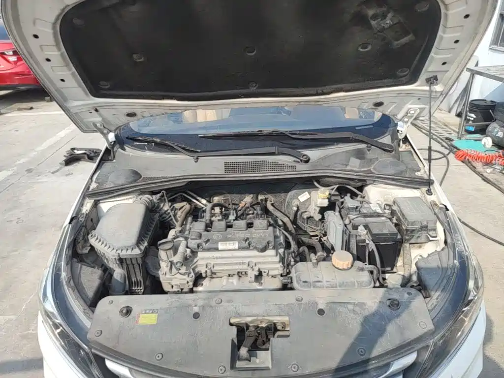 Baojun 310W — миниатюра 20