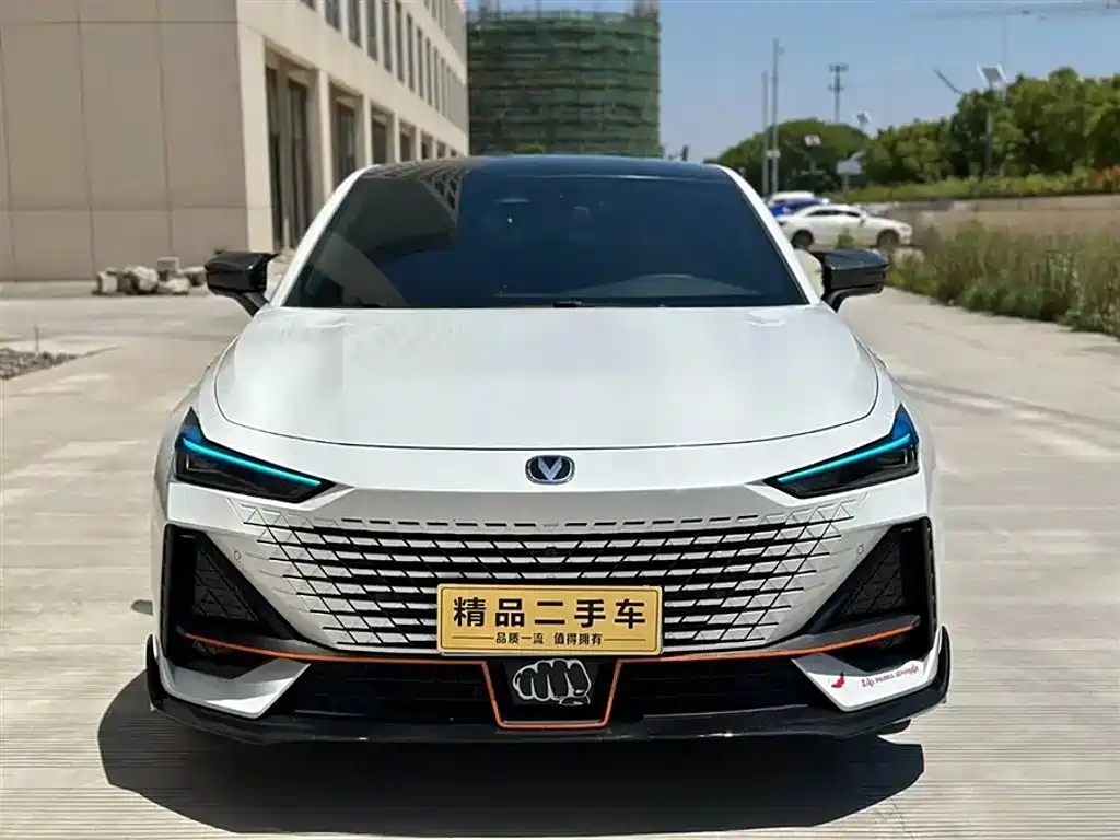 Changan UNI-V 2022 1.5T Sport