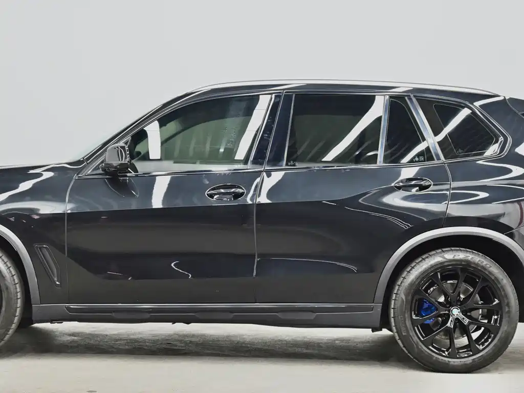 BMW X5 (Import) — миниатюра 21