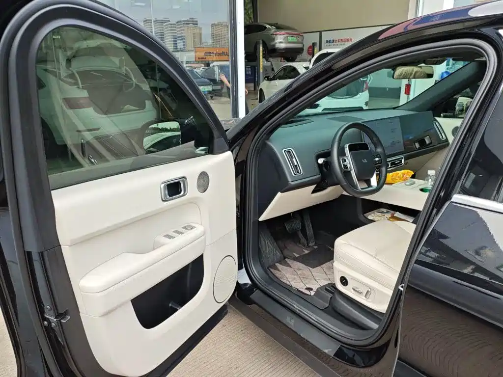 Li Auto Li L6 — миниатюра 3