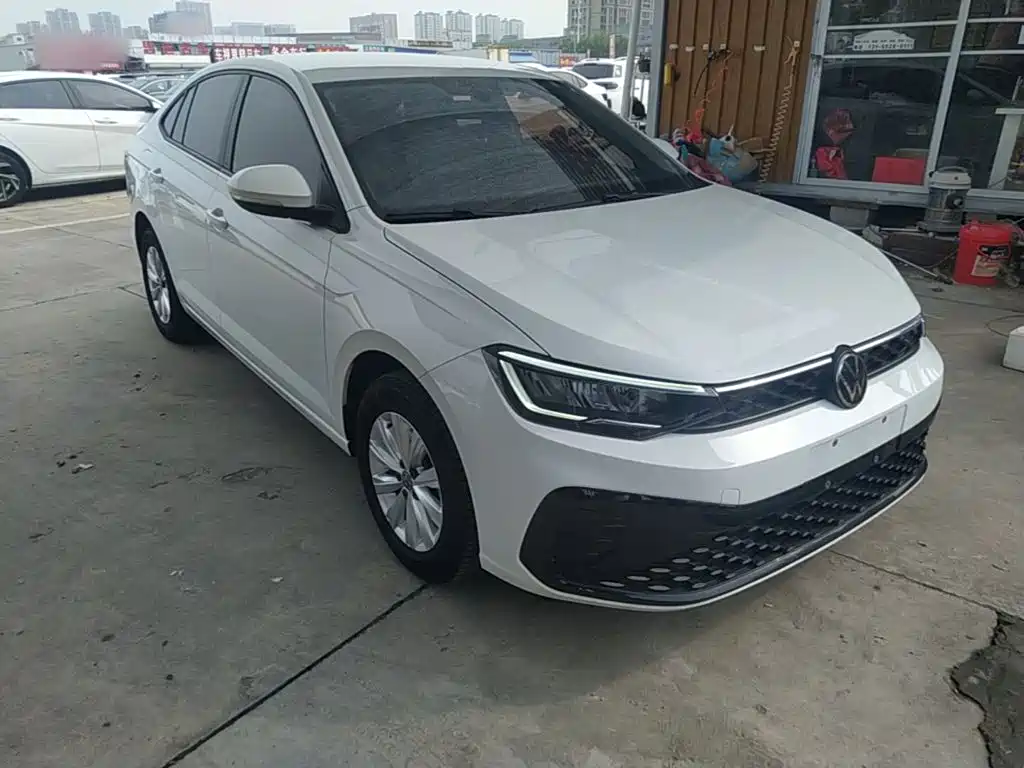 Volkswagen Lavida — миниатюра 4