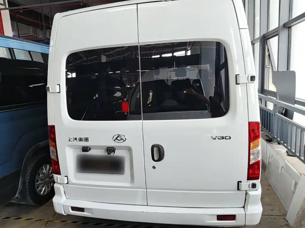 MAXUS V80 — миниатюра 6