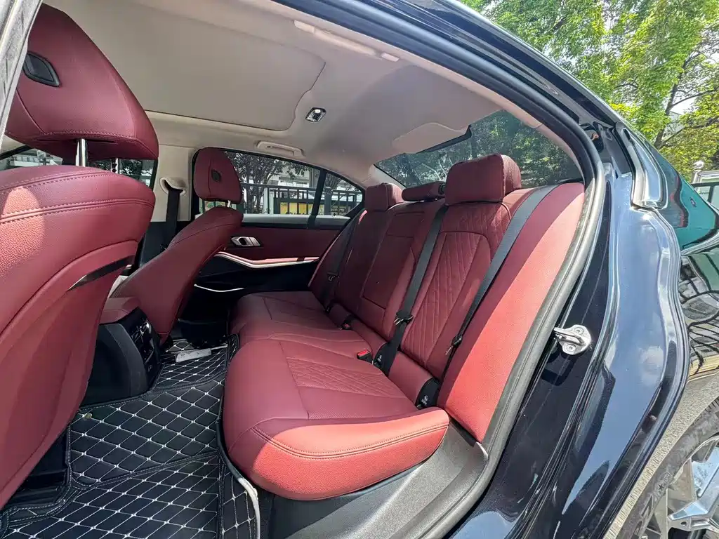 BMW 3 Series 3 2025 330Li M Sport