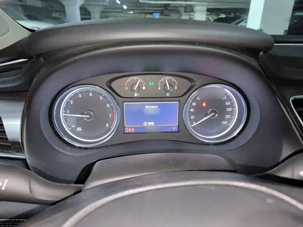 Buick LaCrosse — миниатюра 4