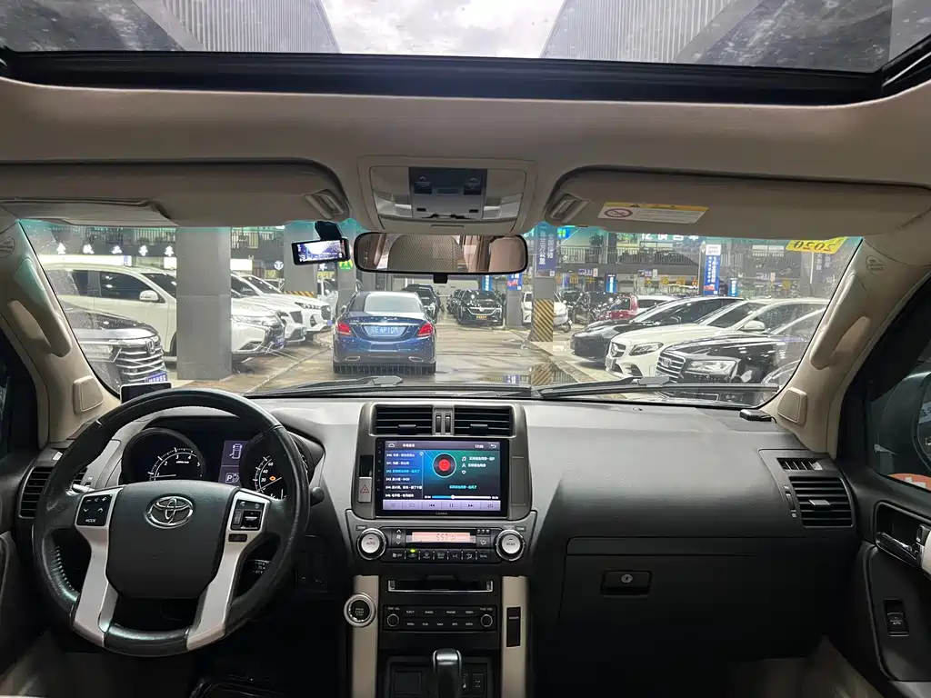 Toyota Prado — миниатюра 13