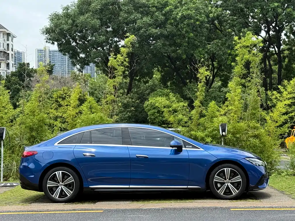 Mercedes-Benz EQE 2022 350 Luxury