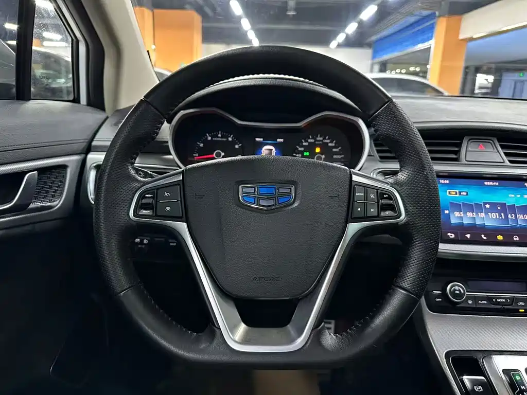 Geely Emgrand GS — миниатюра 10