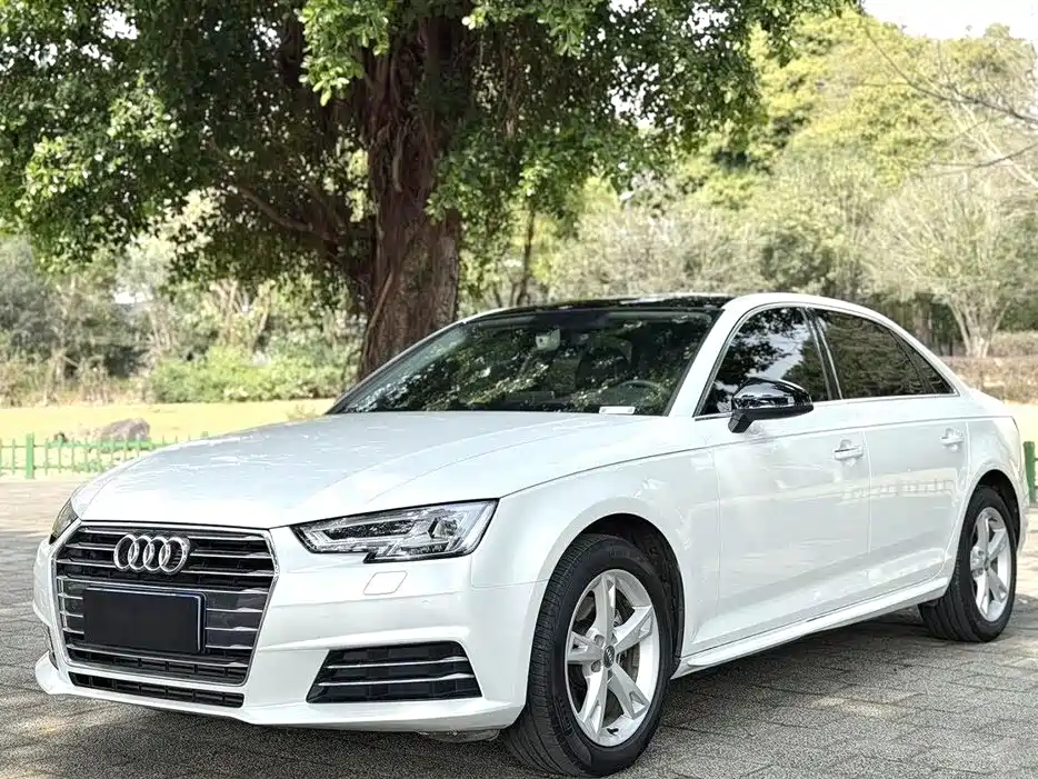 Audi A4L 2017 40 TFSI
