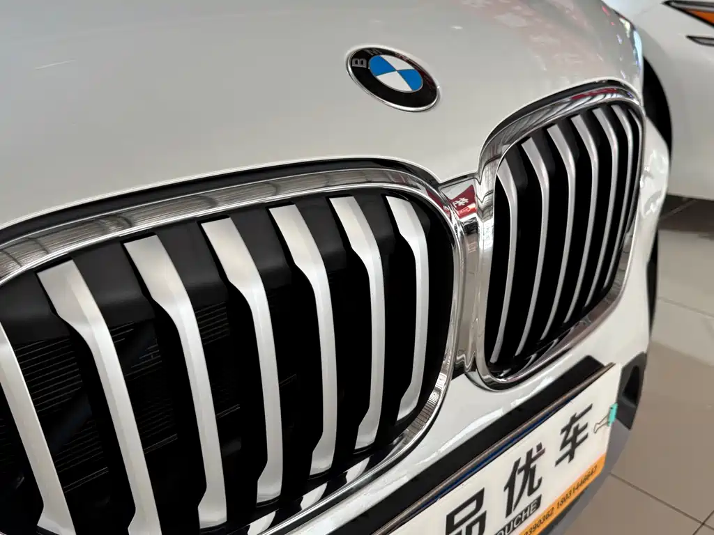 BMW X1 — миниатюра 5
