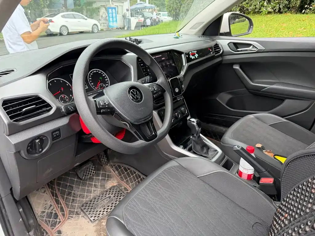 Volkswagen T-Cross — миниатюра 7