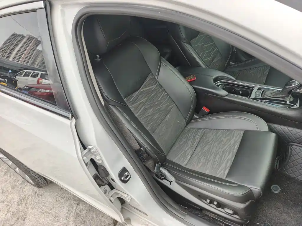 Cadillac ATS-L — миниатюра 25