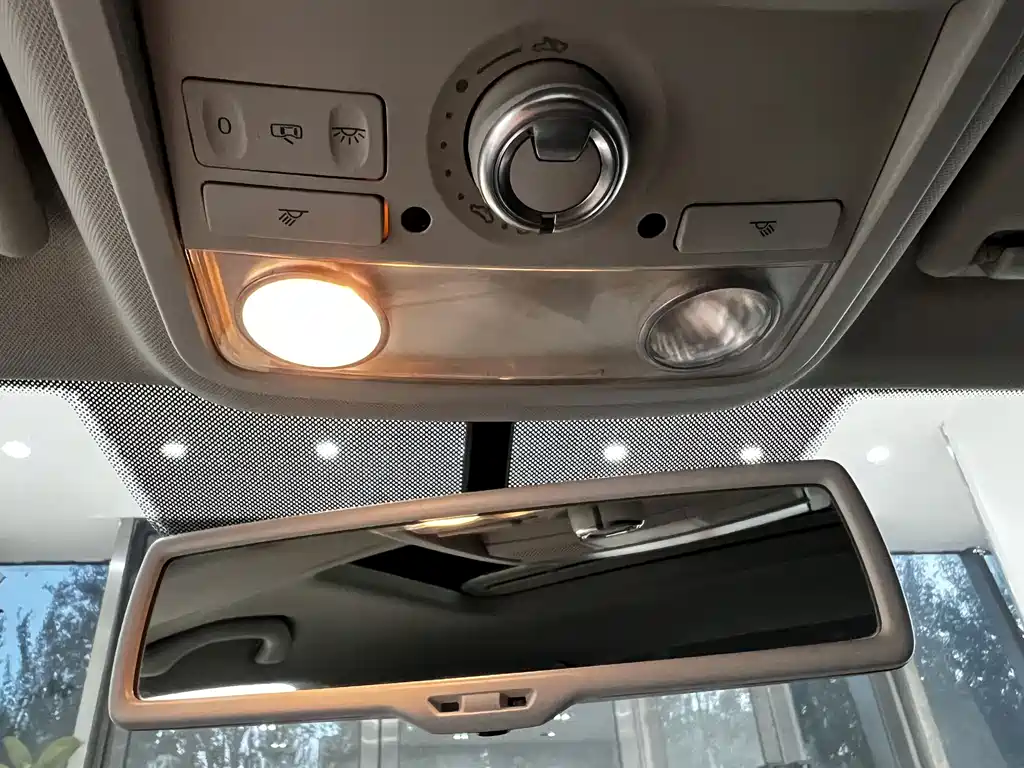 Volkswagen Sagitar — миниатюра 13