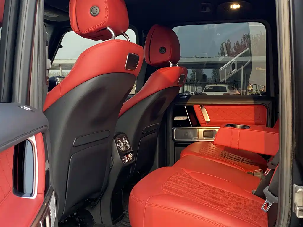 Mercedes-Benz G-Class — миниатюра 6
