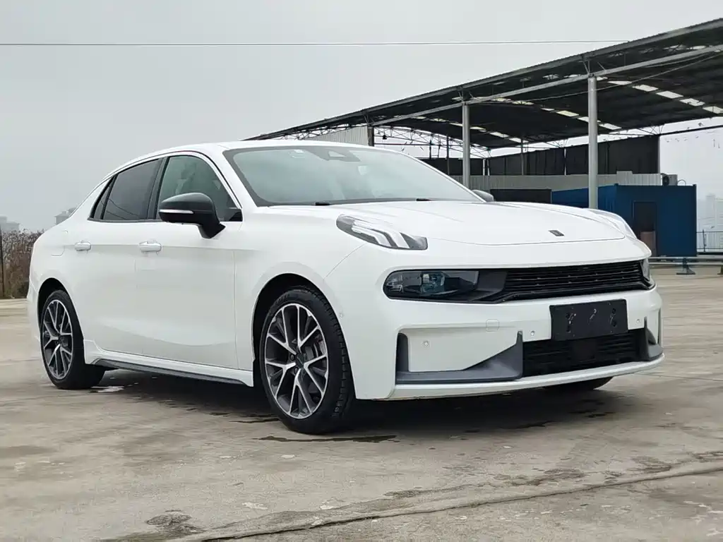 Lynk & Co 03 — миниатюра 3