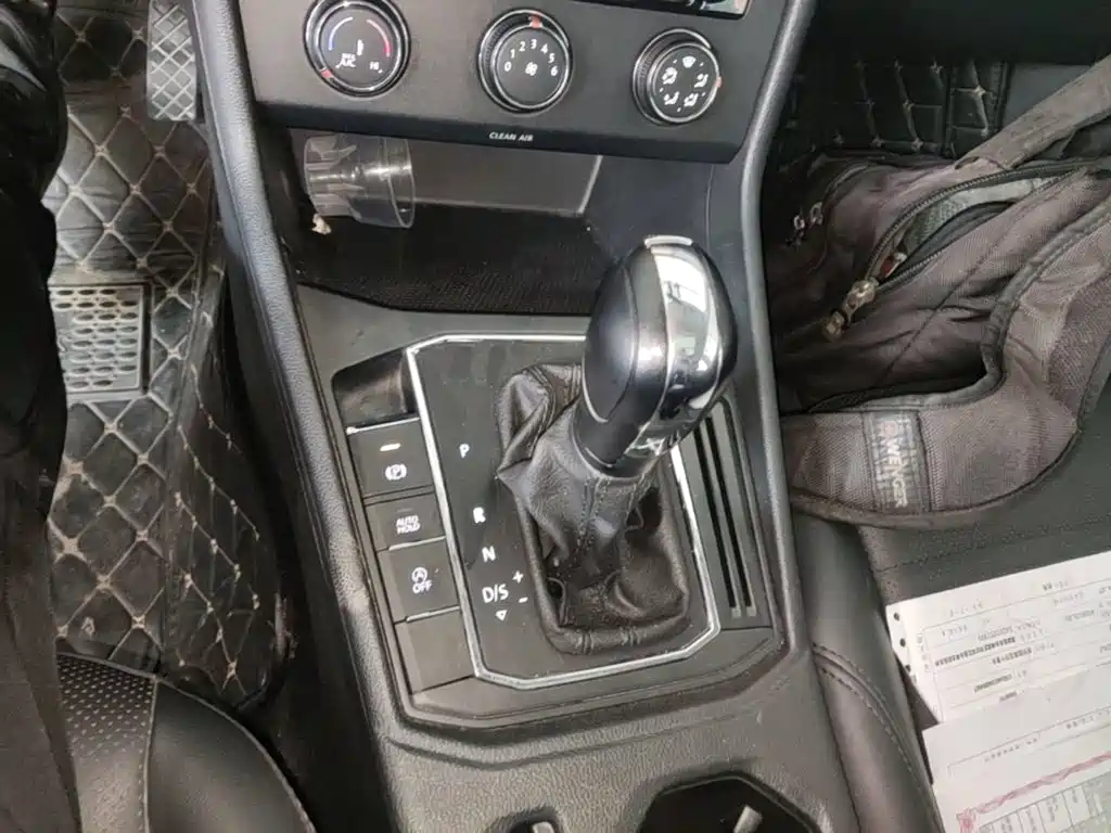 Volkswagen Lavida — миниатюра 14