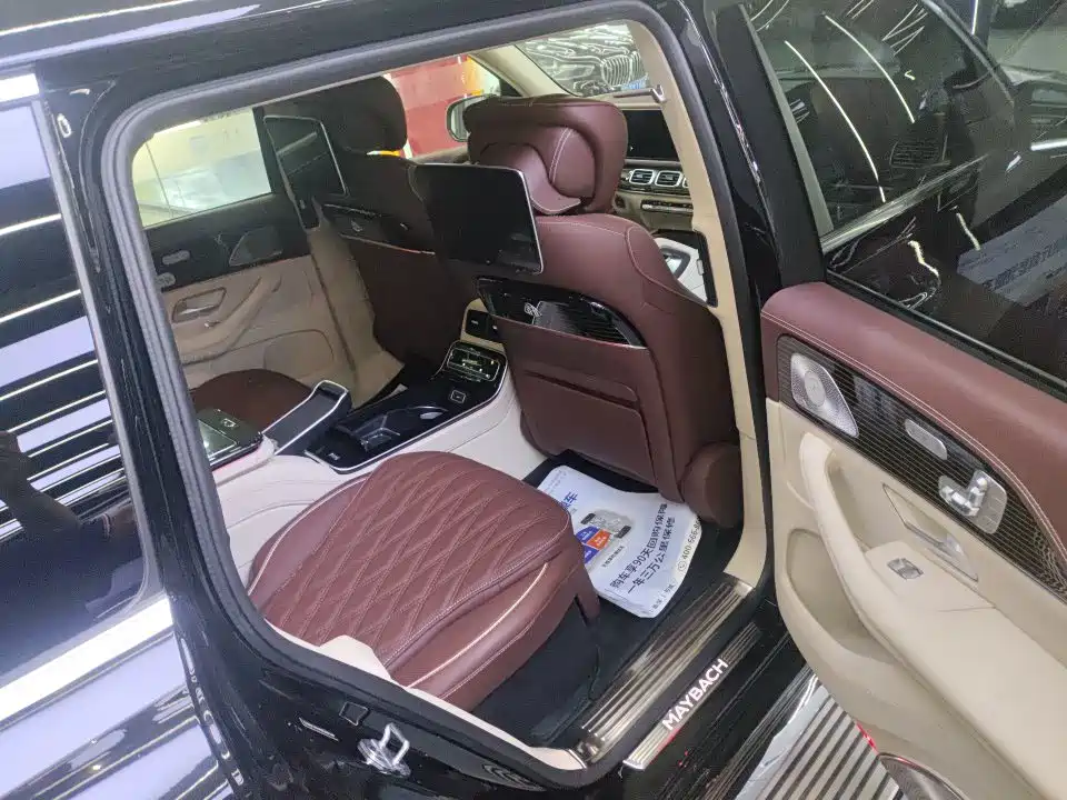 Mercedes-Benz GLS — миниатюра 6