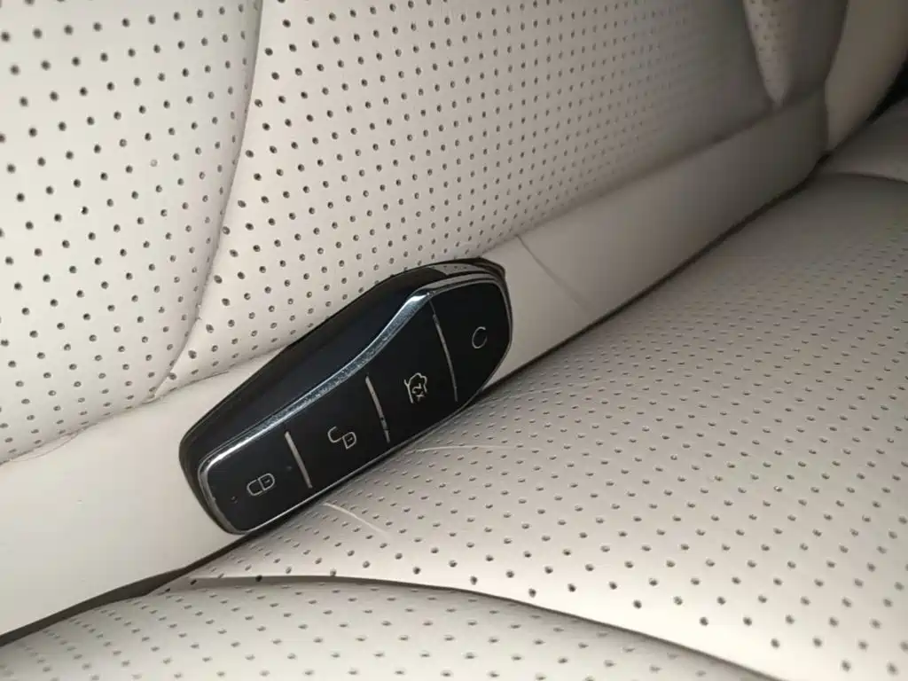 BYD Seal 07 DM-i — миниатюра 17