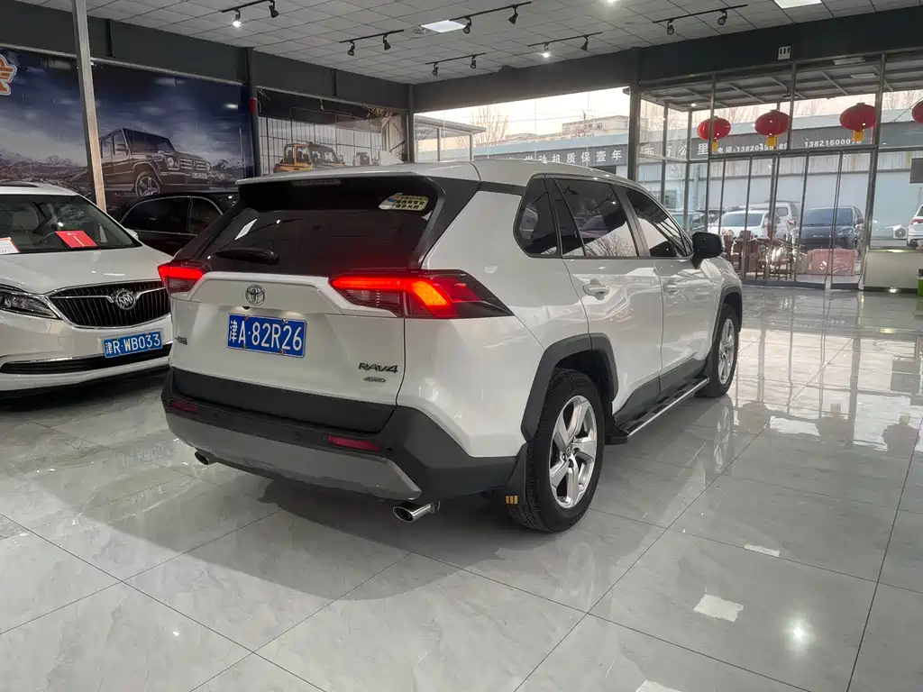 TOYOTA RAV4 RONGFANG