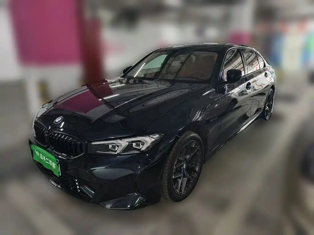 宝马3系 2025款 330Li M运动曜夜套装 2025