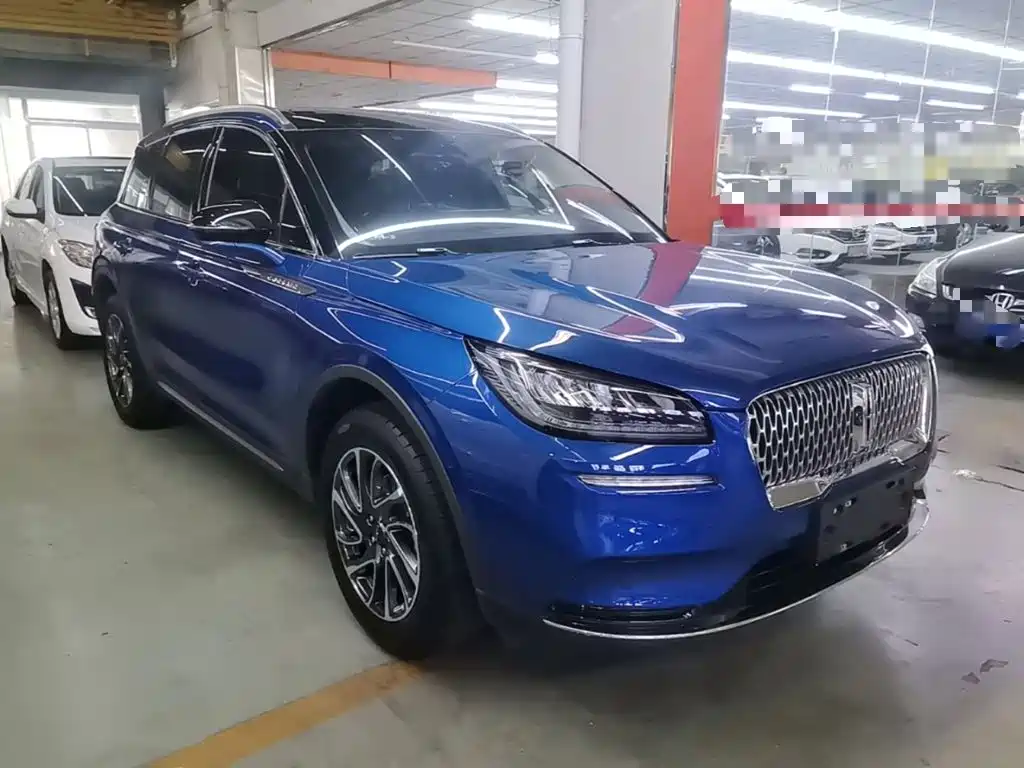 Lincoln Corsair — миниатюра 4